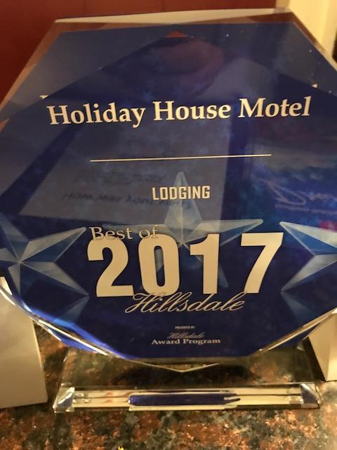 Holiday House Motel Hillsdale Bagian luar foto