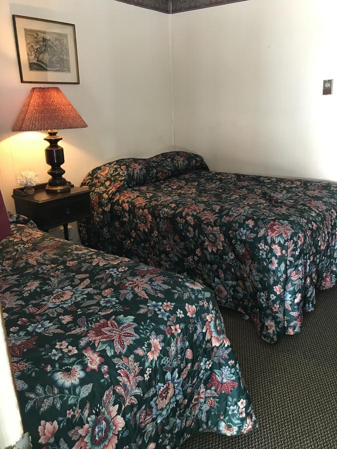 Holiday House Motel Hillsdale Bagian luar foto